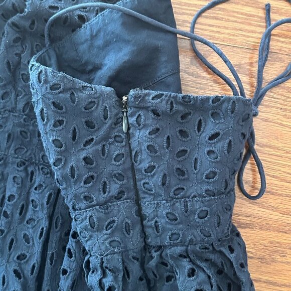 GAP Eyelet Cotton Spaghetti Strap Square Neck Above Knee Dress Size 10 Lined - Picture 7 of 14